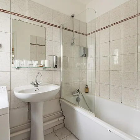 아파트 Pentagone 23 Stade De *