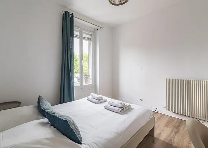 Pentagone 23 Stade De Ρενς