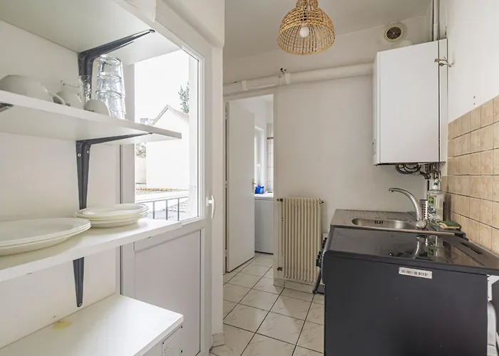 Pentagone 23 Stade De * Ρενς